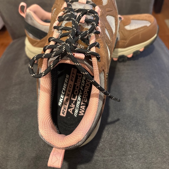 Women’s Skechers Selmen West Highland Waterproof Hiking Shoes Size 8.5 - Picture 5 of 6